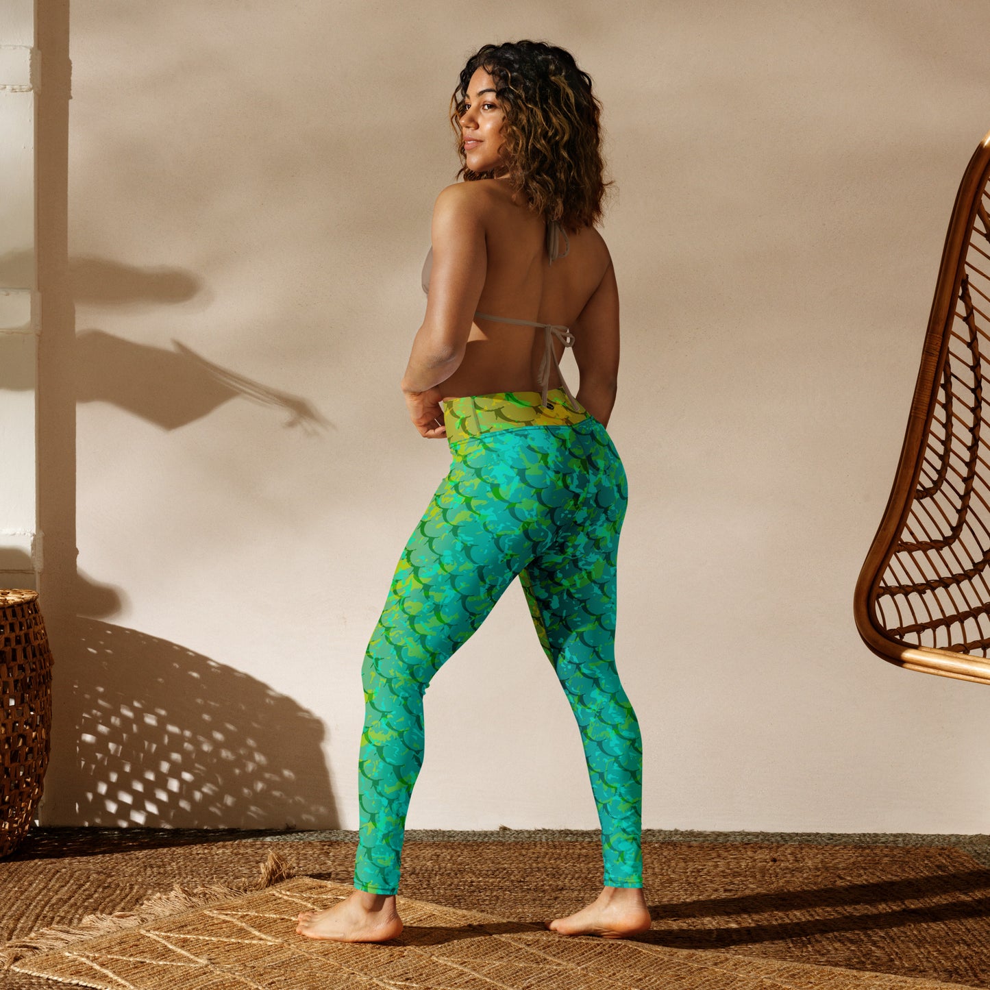 Southern Salt Mahi Monday - Performance Leggings - Southern Salt Coastal Apparel