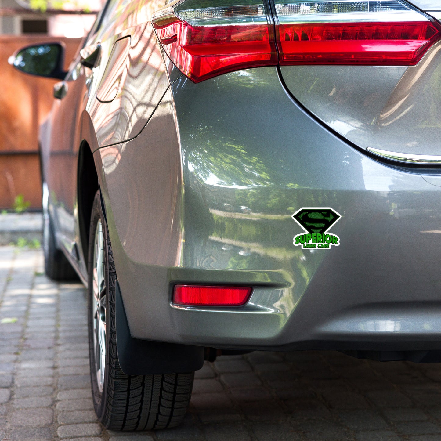 Superior Lawn Care Bubble-free stickers