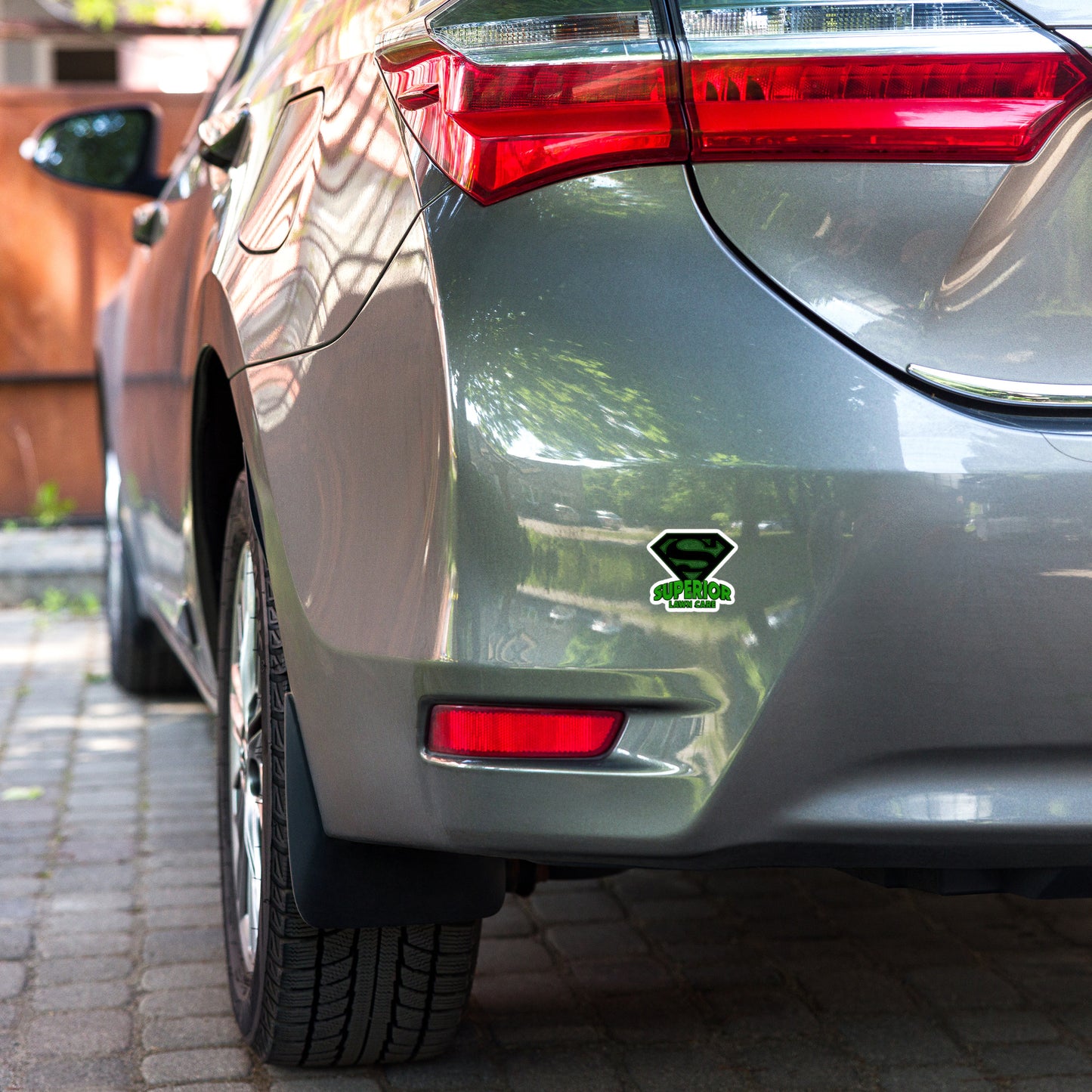 Superior Lawn Care Bubble-free stickers